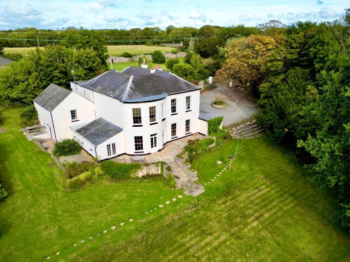 Holyland House - Greenacres Estates Lamphey Buitenkant foto