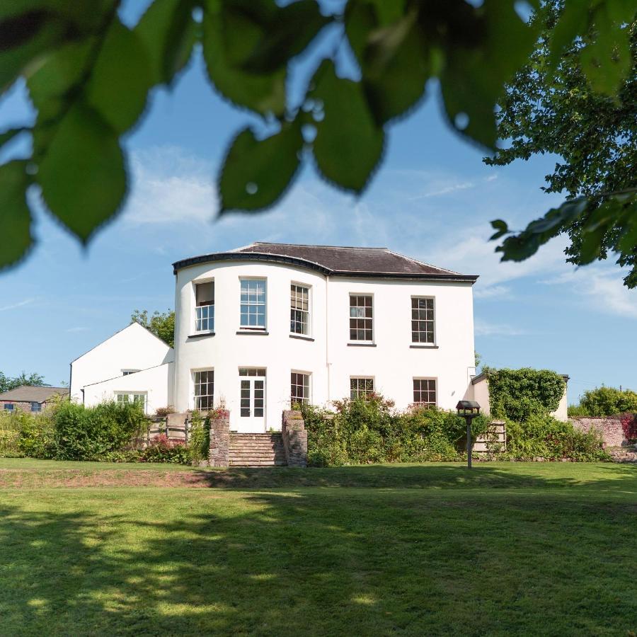 Holyland House - Greenacres Estates Lamphey Buitenkant foto