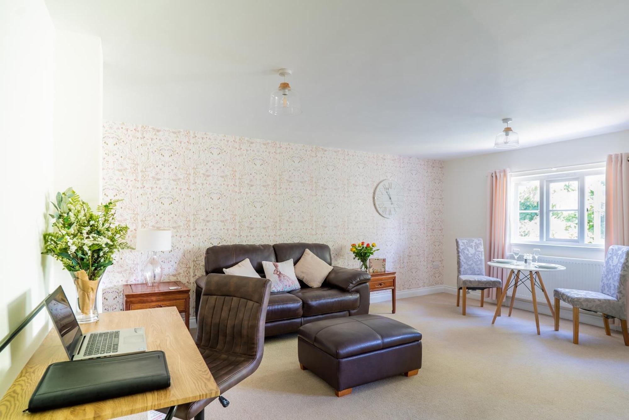 Holyland House - Greenacres Estates Lamphey Buitenkant foto
