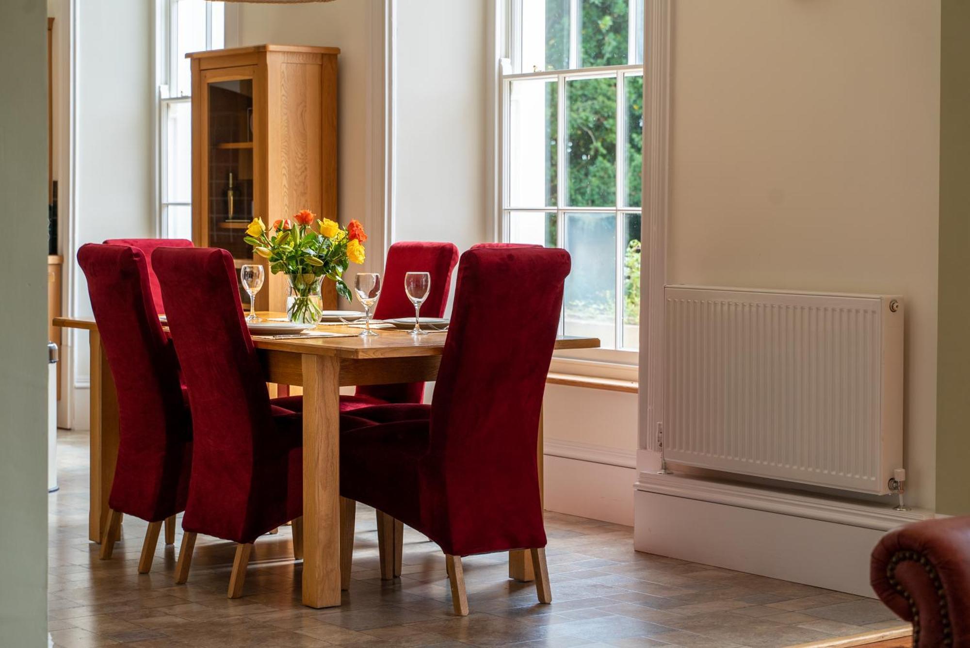 Holyland House - Greenacres Estates Lamphey Buitenkant foto